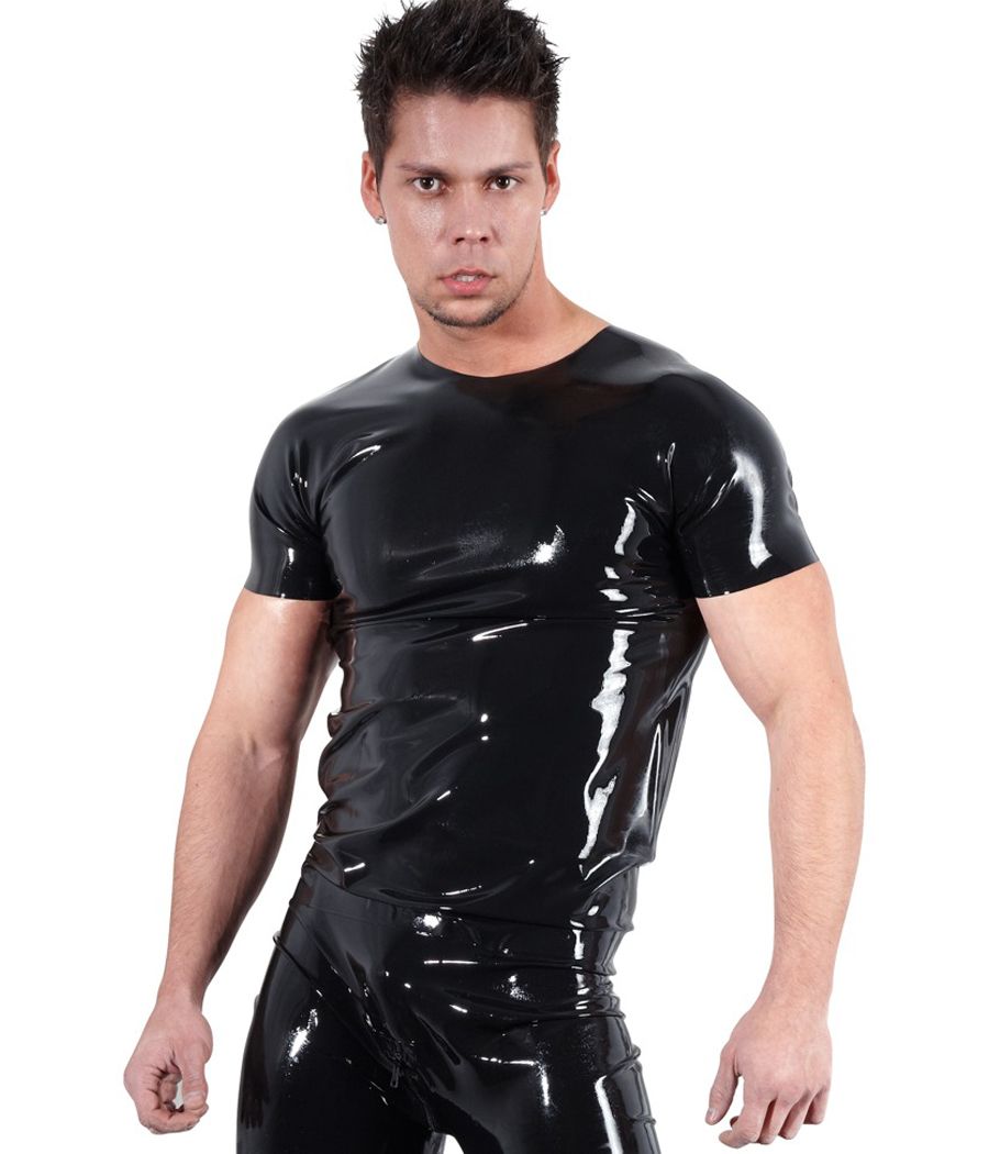 Tee shirt mixte latex noir coupe droite.