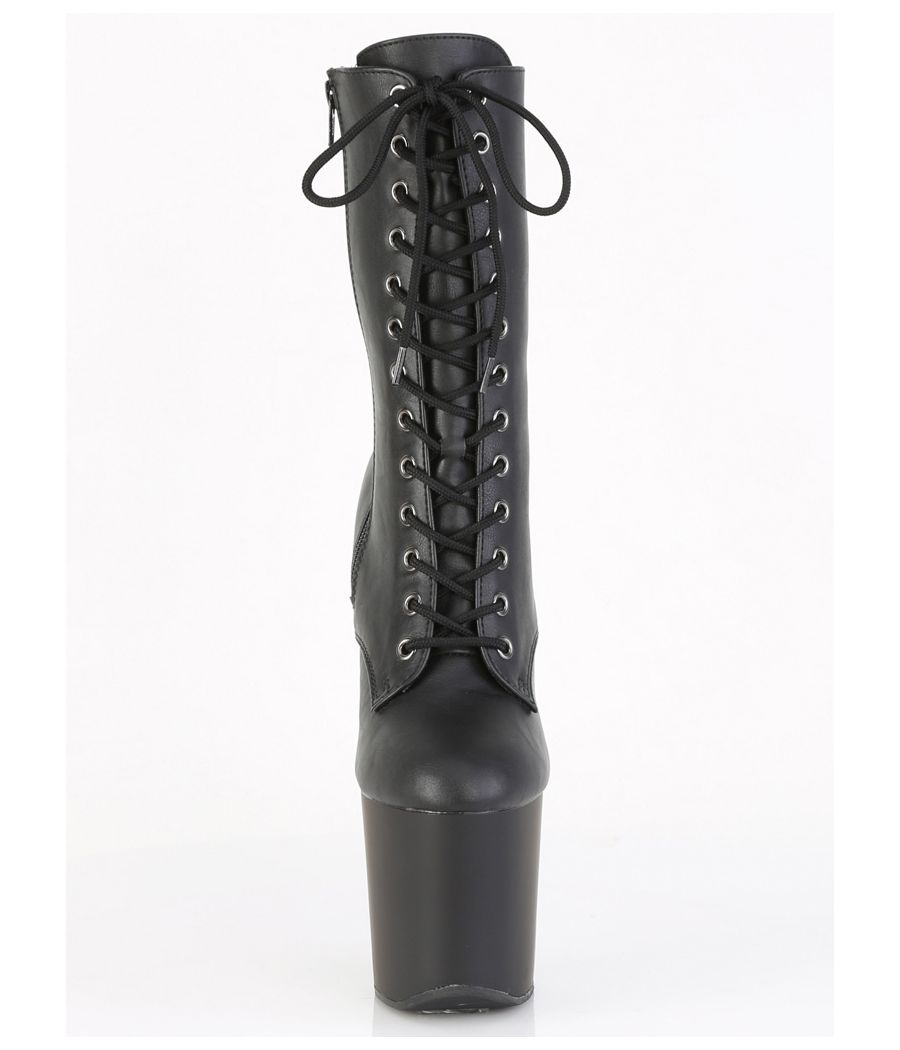 Modèle Pleaser extrême noir vernis et mat.