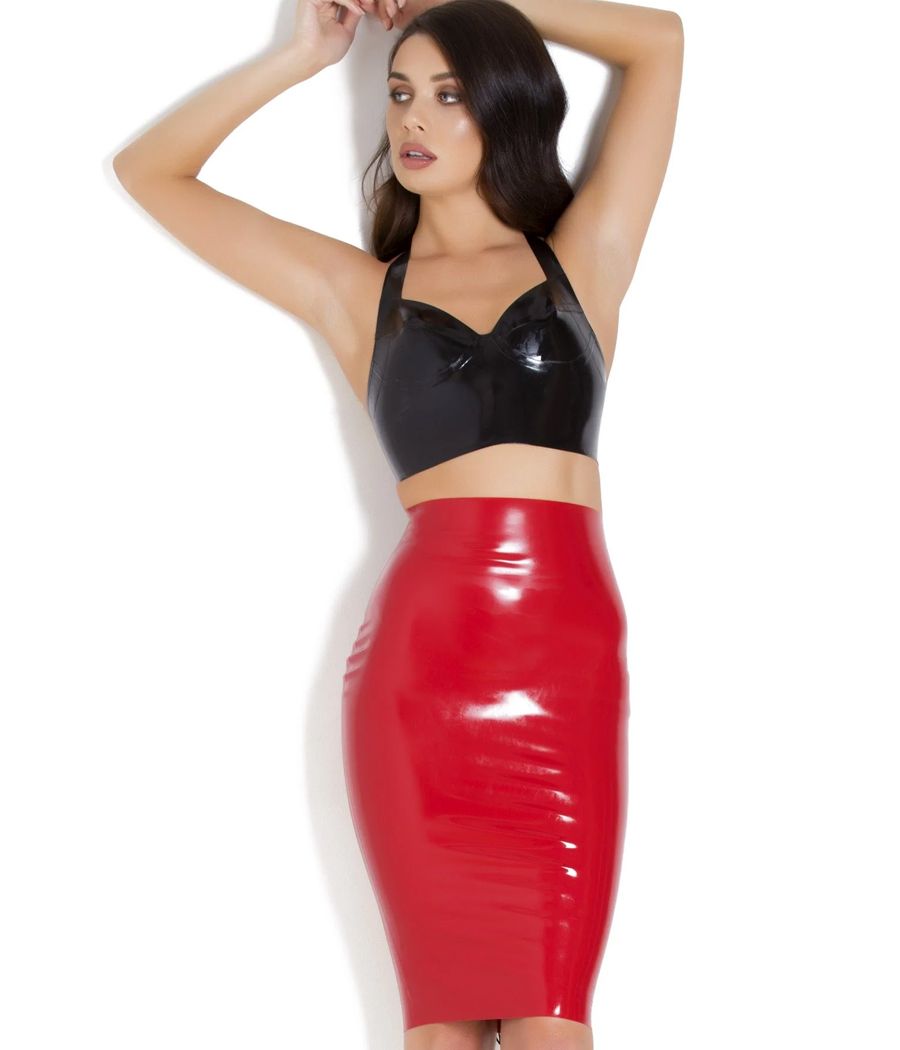 Vêtement en latex Honour avec coupe crayon.
