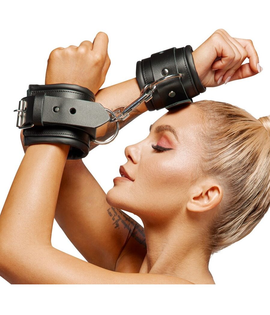 Accessoire BDSM Zado avec serrures et clés