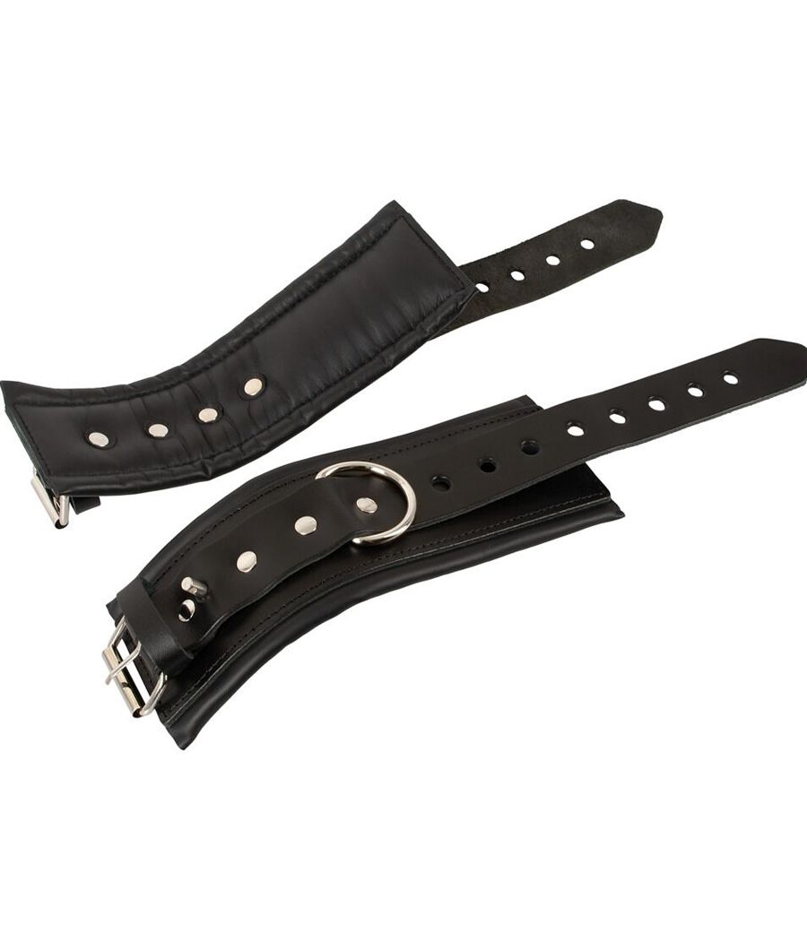 Menottes de soumission en cuir rembourré